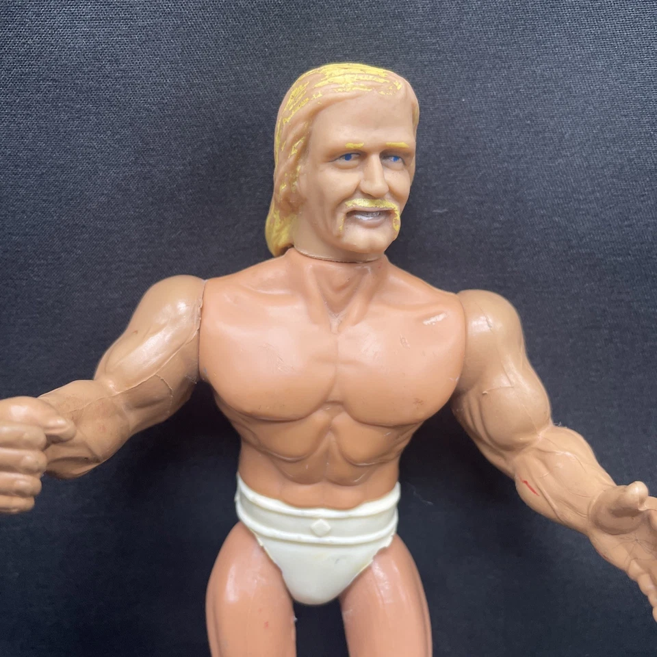 FIGURA DE COLECCIÓN HULK HOGAN THUNDERLIPS ROCKY III 1983 6,5" TRONCOS BLANCOS WWF WWE Foto 2 de 4