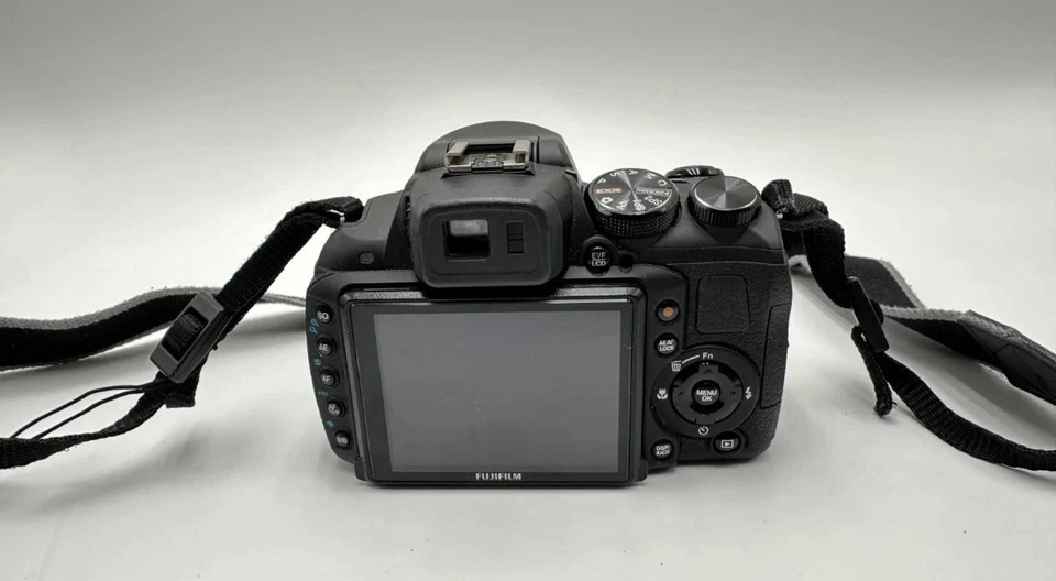 Fujifilm FinePix HS Series HS30EXR 16.0MP Digital Camera - Black (16229270) - Image 4 of 4