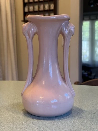 VINTAGE 9” McCOY POTTERY PINK DOUBLE HANDLED VASE