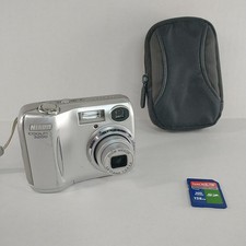 Nikon Coolpix 3200 Digital Camera E3200 3.2MP 3.0x Optical Zoom - Tested Works