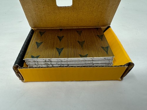 1 Pack of Dewalt 23-Gauge Pin Nails 1-3/4" DWPN23175 (2000 Per Pack) - Picture 4 of 4