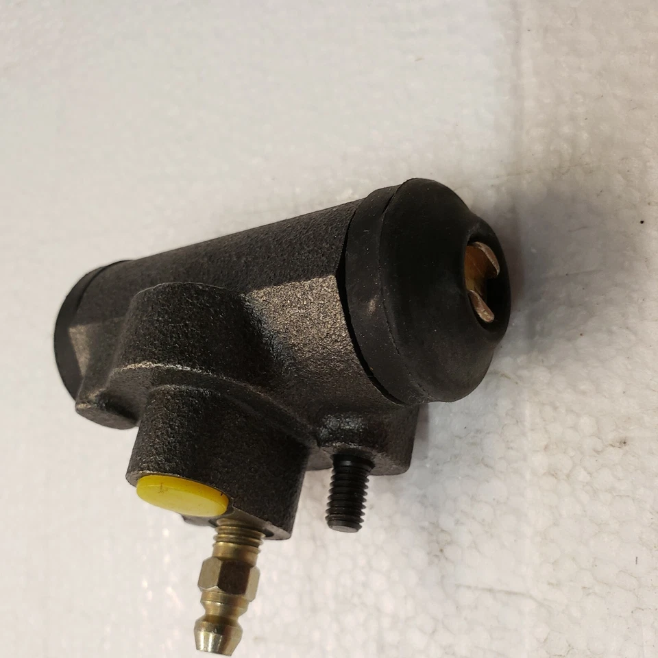 MIDAS WHEEL CYLINDER WC1415, AUTOZONE AZ33924 - Image 4 of 4