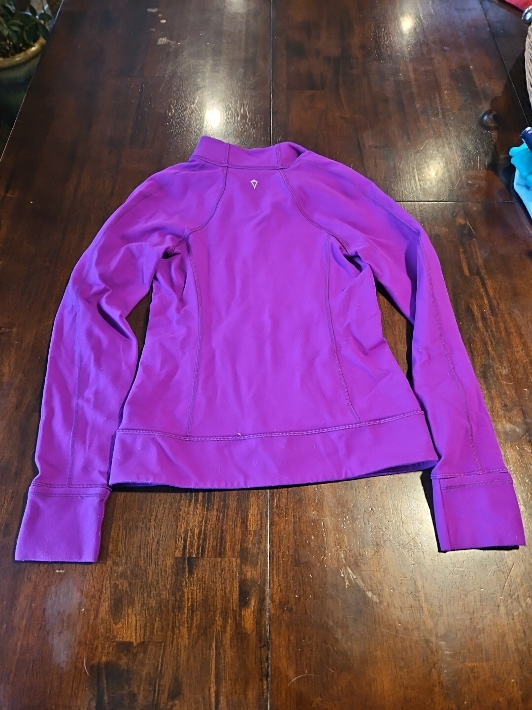 Picture 2 of 4