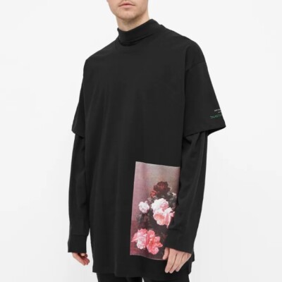 RAF SIMONS OVERSIZED FLOWER TEE Black £299. S. H