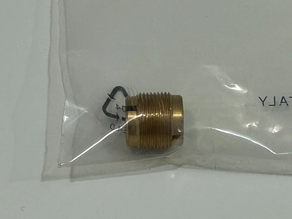 Manfrotto 3366 Microphone Adapter Made In Italy New In Package MIBA - Image 3 of 3