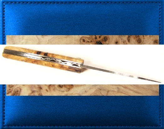 * UNIQUE FOLDING KNIFE LE THIERS * MOTHER BIRCH * GUILLOCHÉ SPRING * FRANCE *