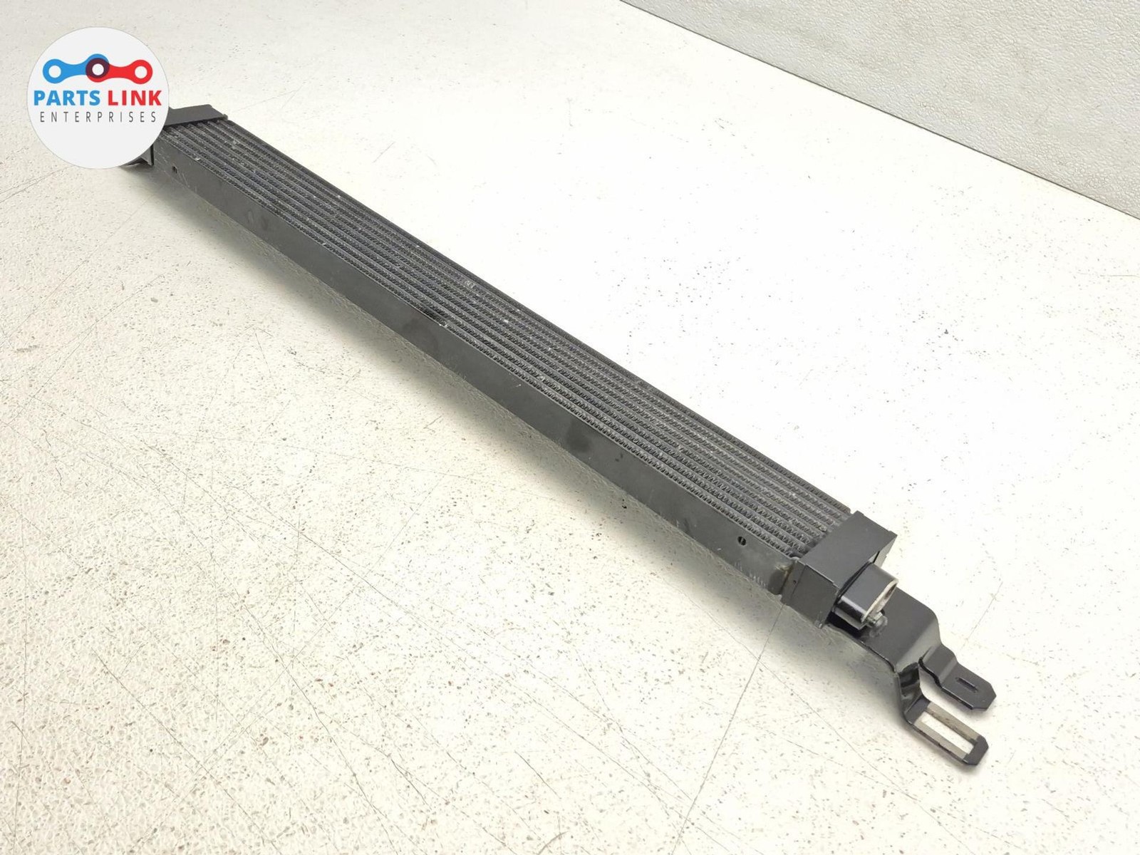 2016-20 BENTLEY BENTAYGA TRANSMISSION RADIATOR OIL COOLER EXCHANGER 6.0L W12 636