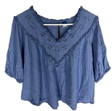 OLD NAVY Top Size Medium Blue Embroidered Popover Boho Peasant Cottage Beachy