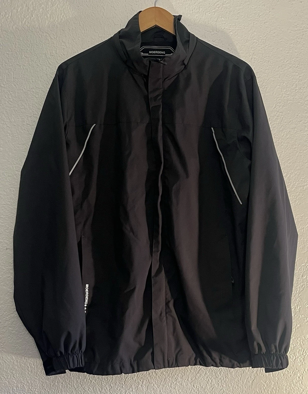 Moerdeng Mens Medium Waterproof Windbreaker Jacket Black Lightweight Outdoor