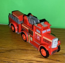 THOMAS THE TANK FRIENDS - WOOD FLYNN FIRE TRAIN CREW - LEARNING CURVE