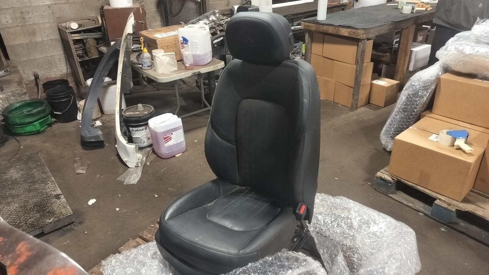Used Seat Front fits: 2020 Maserati LEVANTE  Grade B
