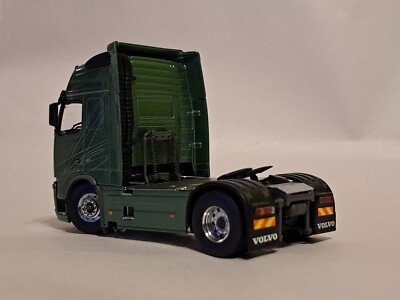 1:43 Scale VOLVO FH12 Tractor Truck Semi trailer diecast model