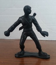 GREENBRIER INTERNATIONAL NINJA MARTIAL ART 3.75 PLASTIC FIGURE TOY BLACK