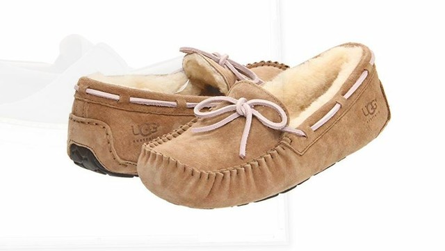 ugg ladies moccasin slippers