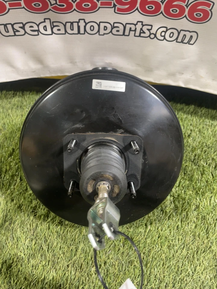 ✅ Cilindro maestro Infiniti Q70 2019 3,7 L OEM Foto 3 de 4