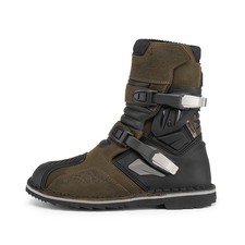 motorcycle boots | Forma TERRA EVO LOW Dry UN...