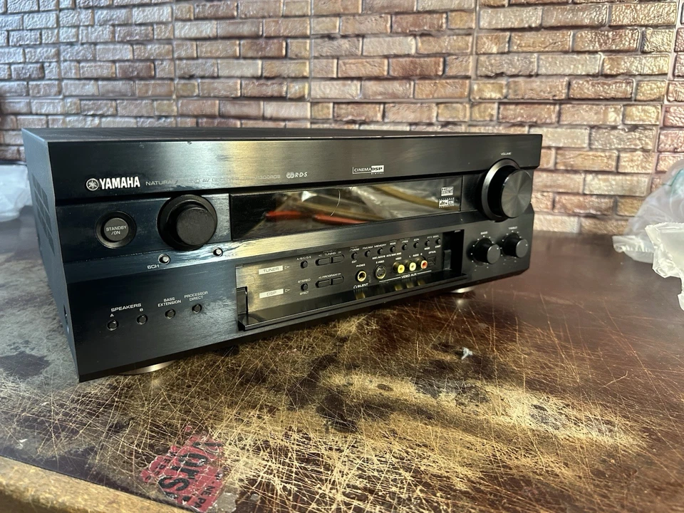 Yamaha Ricevitore RX-V 1300 RDS senza telecomando ma funzionante - Immagine 2 di 4