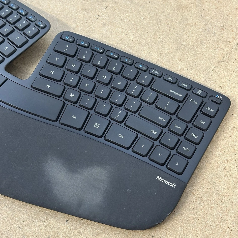 Microsoft Sculpt Ergonomic Wireless Keyboard Surface 1559 W/ Dongle Tested - Image 3 of 4