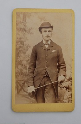 CDV EINES HÜBSCHEN, ADRETTEN MANNES, VON SMITH & SOHN VON NOTTINGHAM