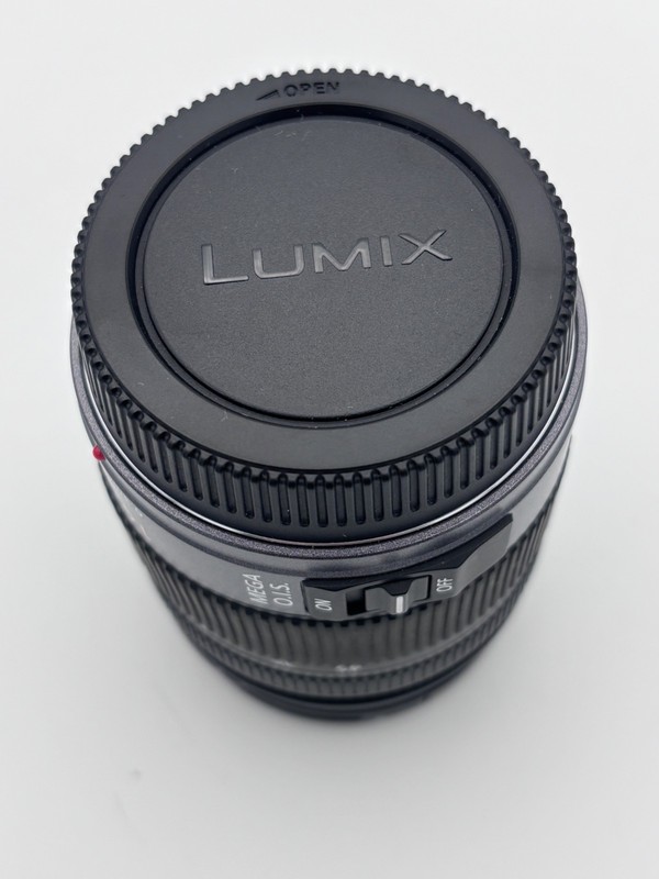 Panasonic Lumix G Vario 14-45mm f/3.5-5.6 ASPH MEGA O.I.S. MFT w/Caps