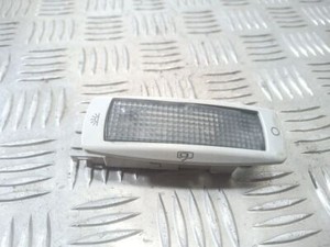 Volkswagen Golf IV 1998 Fondbeleuchtung 3B0947291 UST94386