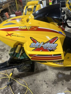 SKI DOO SNOWMOBILE MINI Z 120 ,03-08 FACTORY REPO BLAIR MORGAN 04