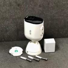 Arlo Ultra VMC5040 4K Ultra UHD Wire-Free Security Camera w/ mounting plate