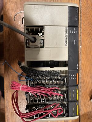 Programmable Controller OMRON Sysmac CQM1 CPU21 + OCH + OC221 + OC222 + PA203