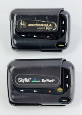 Lot of 2 Vintage Motorola Pagers Advisor Gold SkyTel SkyWord Beepers w/ Clips
