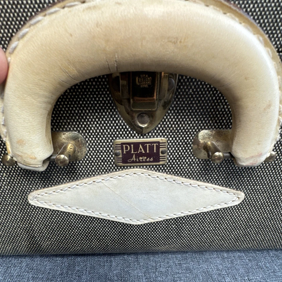 Vintage Platt AIRESS Suitcase Tweed Olive Green Cream Leather Edge 26x8x17” Nice - Image 4 of 4