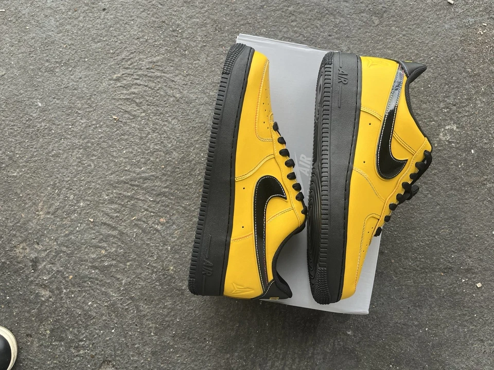 Talla 10 - Reloj de sol bajo Ja Morant x Nike Air Force 1 Foto 3 de 4