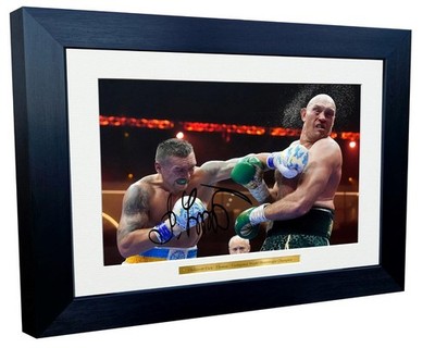 Signiertes Oleksandr Usyk vs Tyson Fury Autogramm Foto Boxen Bilderrahmen 3
