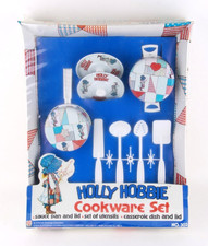 NEW 1977 Vintage Holly Hobbie Cookware Set by Chein Playthings