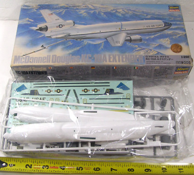Hasegawa Plastic Aircraft Model McDonnell Douglas KC-10A Extender 1:200 1987