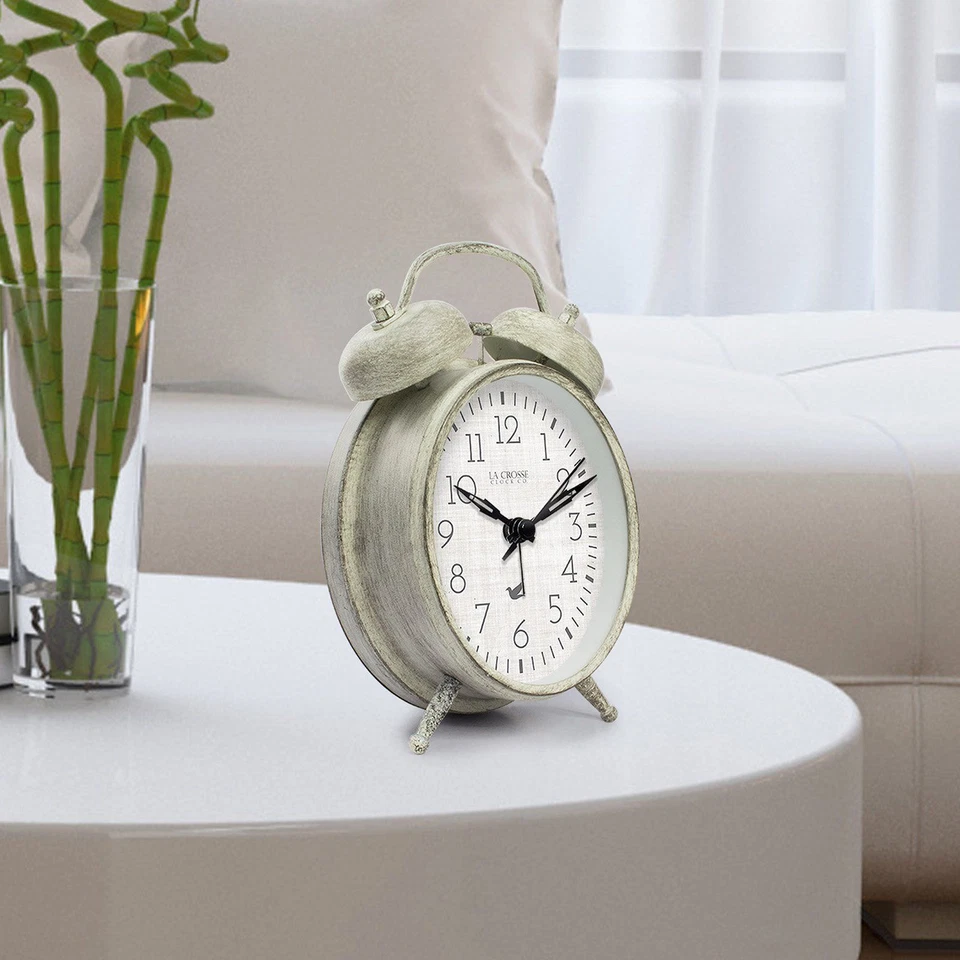 617-2916 La Crosse Clock Company Reloj Despertador Analógico Doble Campana Alimentado por Batería Foto 2 de 4