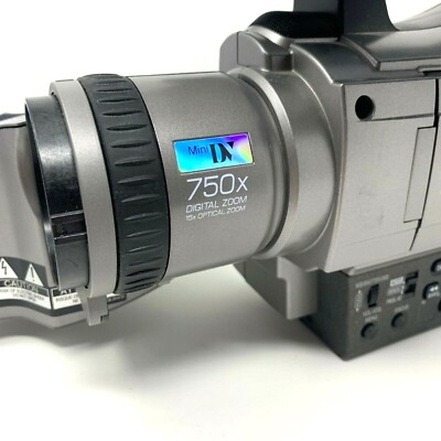 Panasonic AG-DVC7 MiniDV Professional Handheld AVCHD Zoom