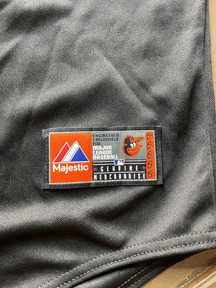 Camiseta Majestic Baltimore Orioles Machado #13 tamanho XL autêntica nova com etiquetas preta - Imagem 4 de 4