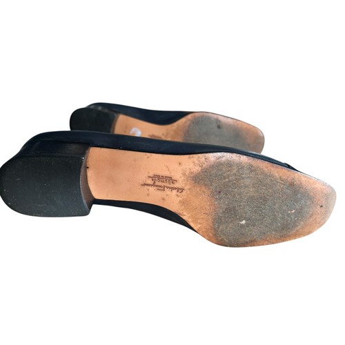 Zapatos de salón vintage Salvatore Ferragamo Boutique azul marino puntera 10 AA estrechos - Imagen 7 de 7