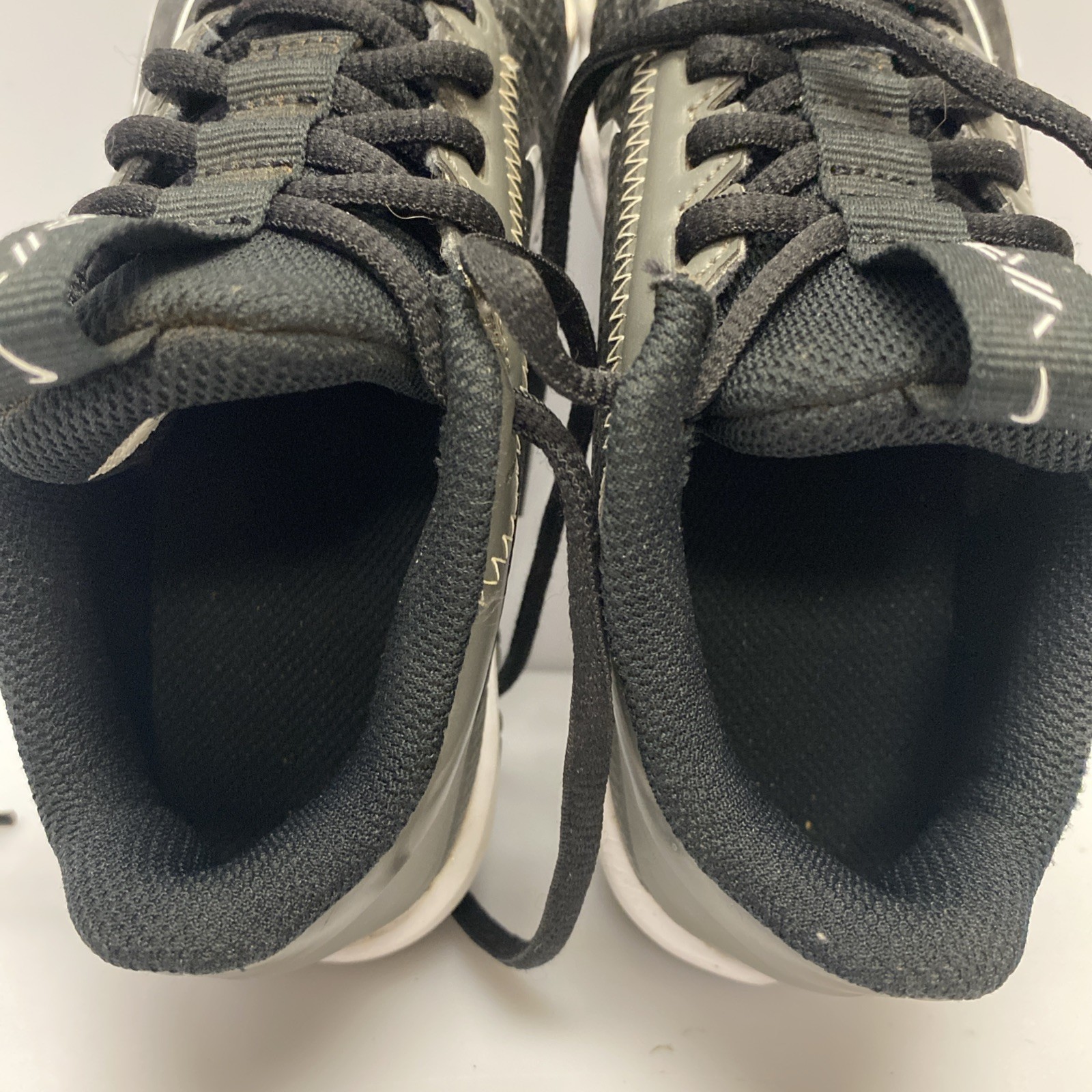 Nike Vapor Edge Shark 2 Low Youth Football Cleats Style DH0589-010 Size 11C thumbnail 14