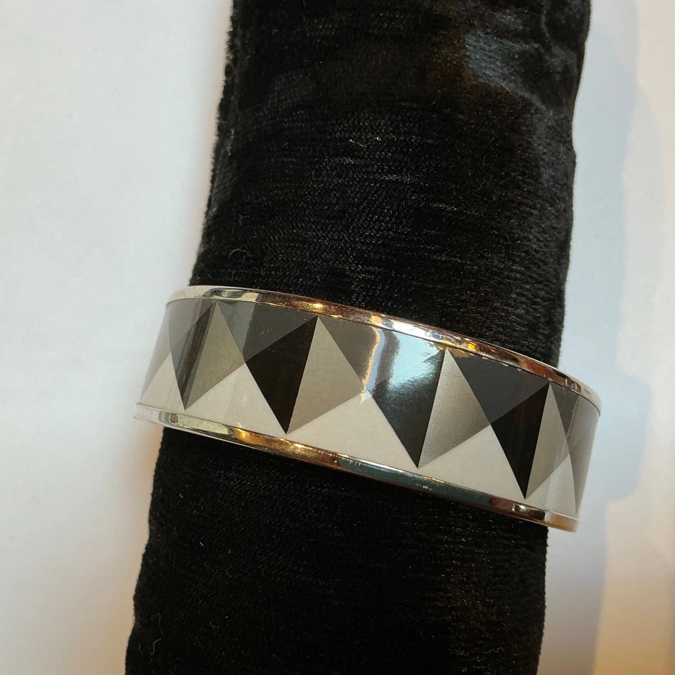 HERMES Enamel PM 65 Wide Bangle Bracelet Palladium rim, Black, white, silver - Image 3 of 4