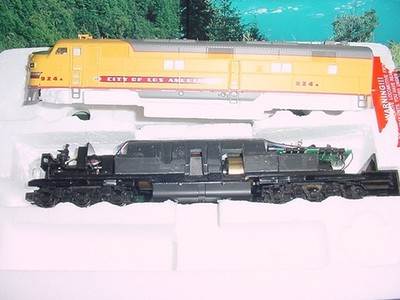 PROTO 2000 HO  CITY OF LOS ANGELES E6 DIESEL 924A LOCOMOTIVE ENGINE DCC READY.