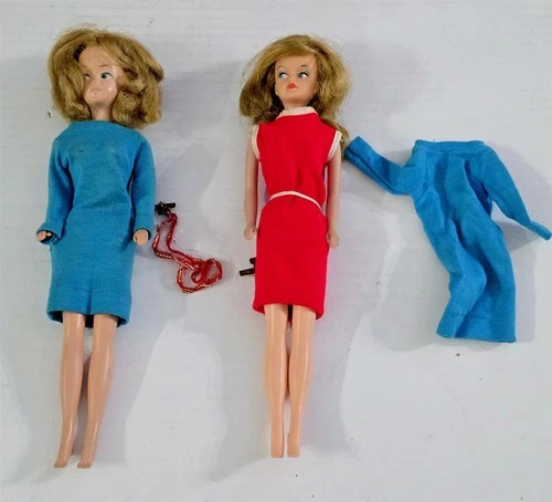 X-822 VINTAGE 1960'S IDEAL TRESSY DOLLS WITH CLOTHING & KEYS LOT OF 2