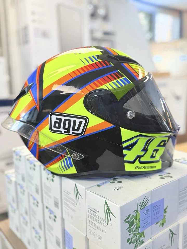 AGV CORSA VALENTINO ROSSI WINTER TEST 2014 MOTORCYCLE HELMET - LIMITED - SIZE XL - Image 4 of 4