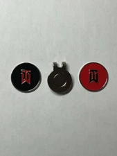 (2) Tiger Woods TW Nike 1" Coin Golf Markers W/BONUS HAT CLIP - A Great Deal!