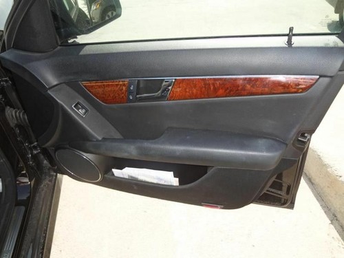 2009 C300 Rocker Panel Moulding 32058 - Picture 5 of 7