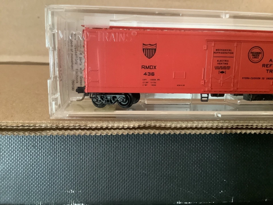 American Refrigerator Transit N Scale 51' Mechanical Reefer MTL #69070-MINT - Image 2 of 4