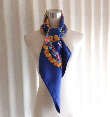 HERMES Scarf Carre 90 Silk 100% 