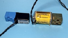 Set 2 Pneutronics Parker SRS miniature solenoid valve 990-000300-026 & VSO Valve