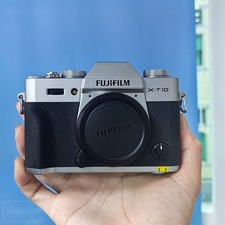 Fujifilm X-T10 16.3MP SLR-style Mirrorless Digital Camera Body -95 NEW Tested