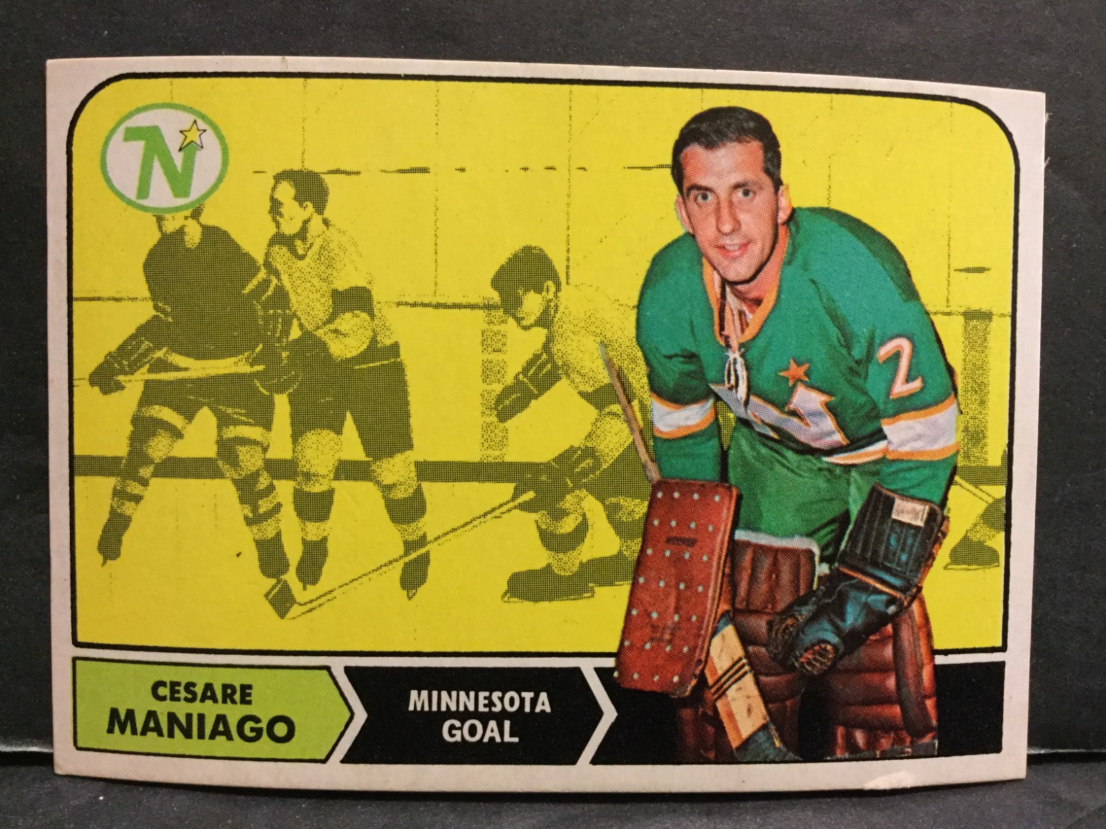 Cesare Maniago #45 (Hockey Cards 1968 O-Pee-Chee) — is it worth grading?